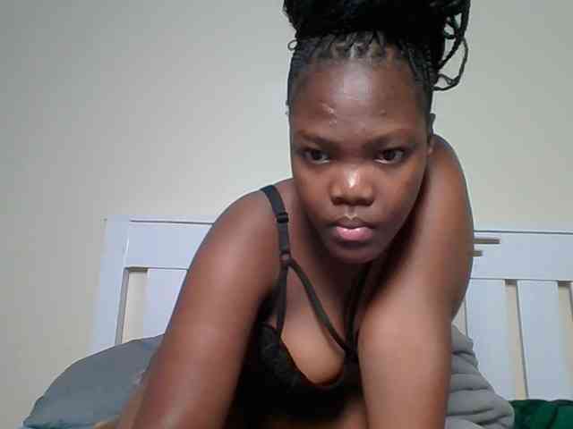 Sexyicey webcam