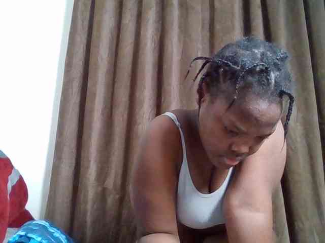 Sexyicey Live Webcam on BongaCams