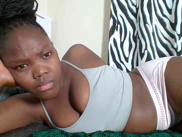 Sexyicey webcam