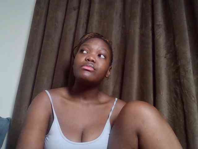 Sexyicey webcam