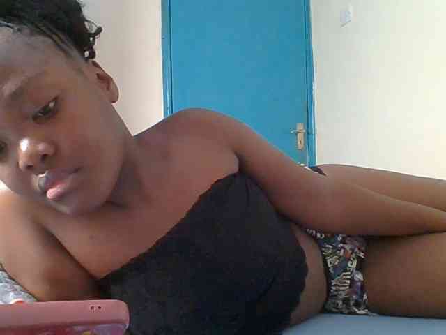 Sexyicey webcam