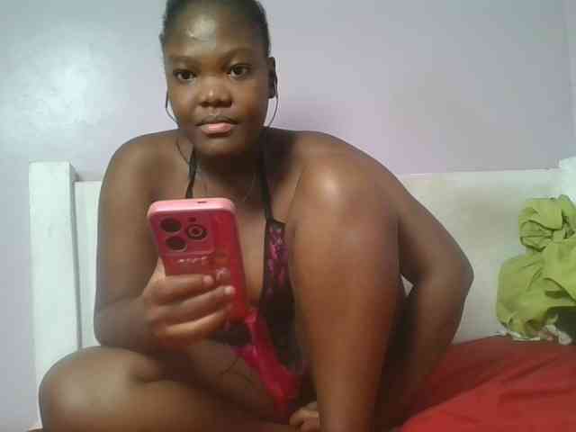 Sexyicey webcam
