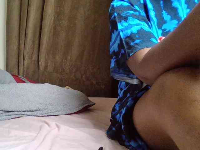 Sexyicey webcam