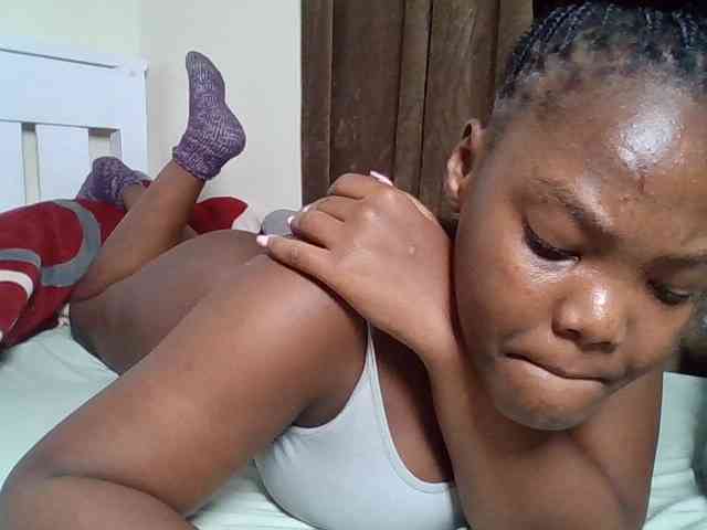 Sexyicey webcam
