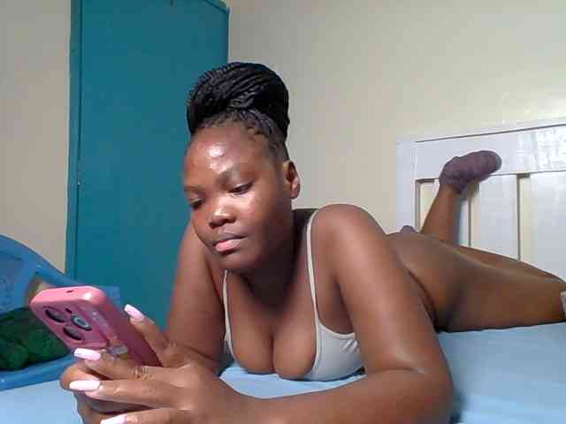 Sexyicey webcam