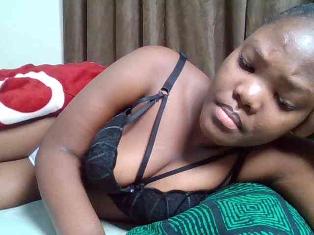 Sexyicey webcam