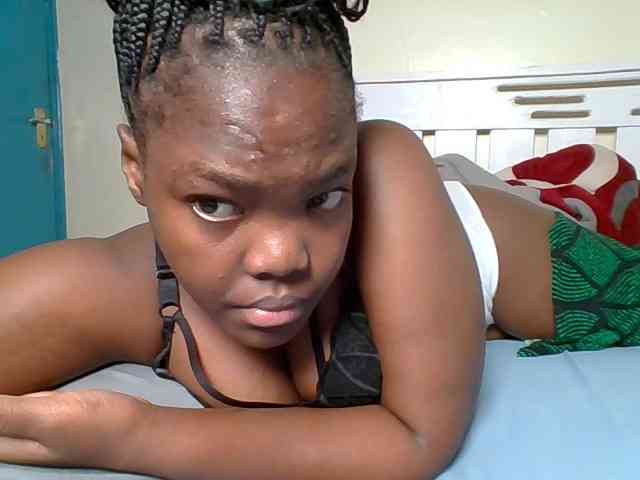 Sexyicey webcam