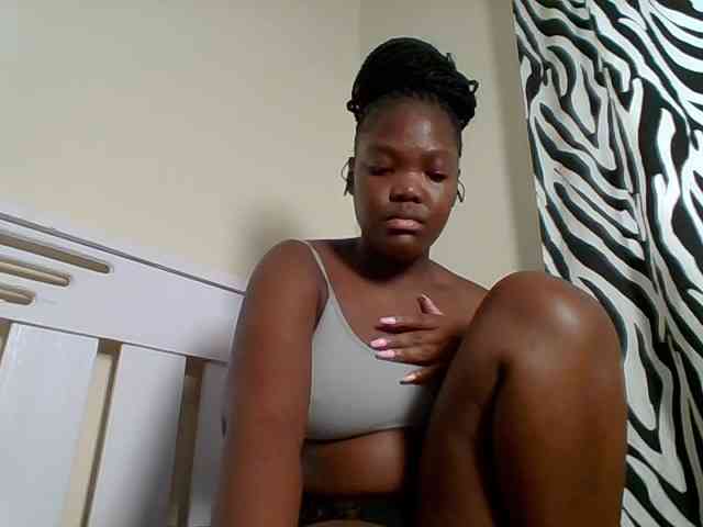 Sexyicey webcam