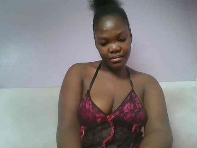 Sexyicey webcam
