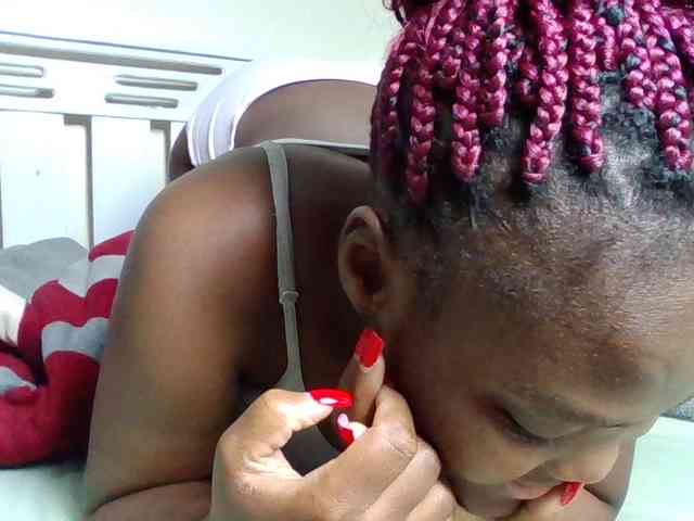 Sexyicey webcam