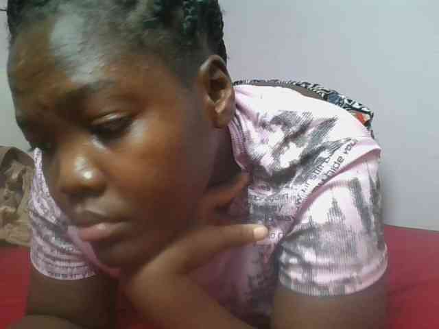 Sexyicey webcam
