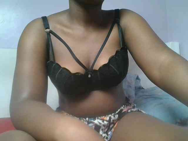 Sexyicey webcam