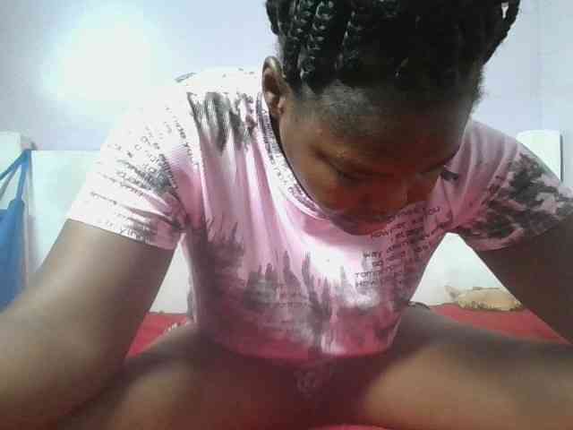 Sexyicey webcam