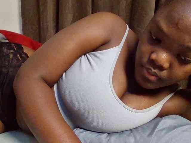 Sexyicey webcam