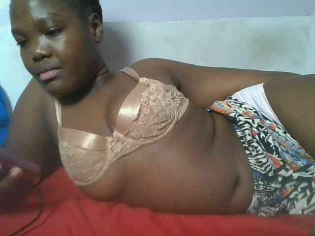 Sexyicey webcam