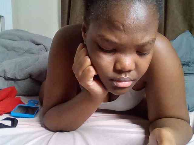 Sexyicey webcam