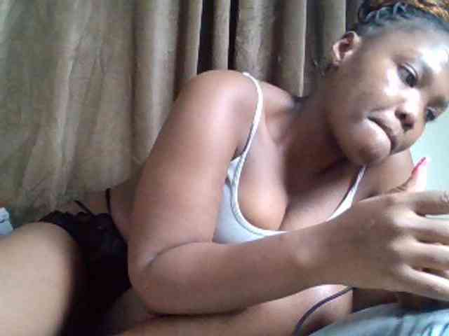 Sexyicey webcam