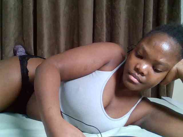 Sexyicey webcam
