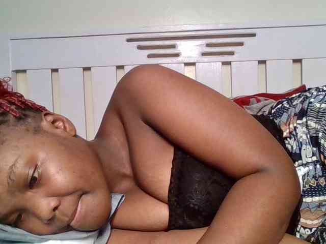Sexyicey webcam