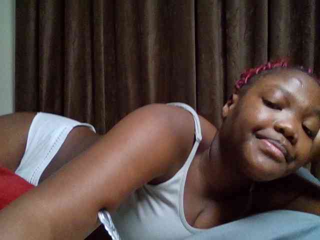 Sexyicey webcam
