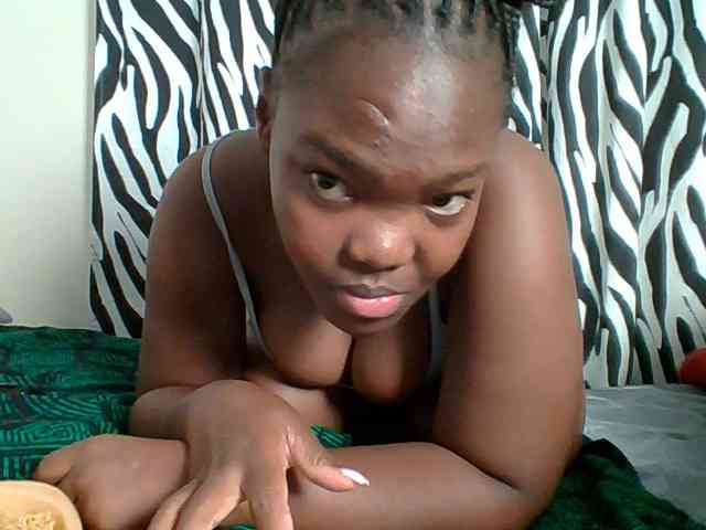Sexyicey webcam