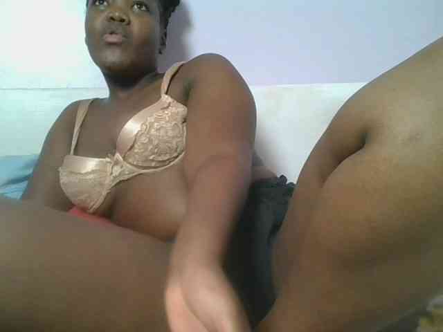 Sexyicey webcam