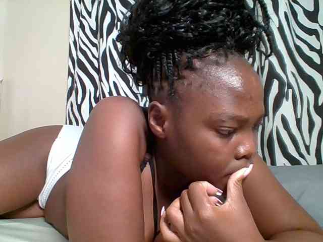 Sexyicey webcam