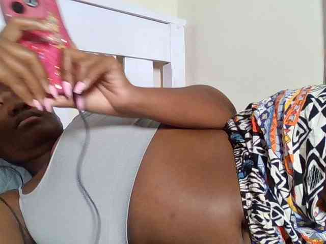 Sexyicey webcam