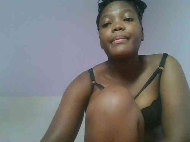 Sexyicey webcam