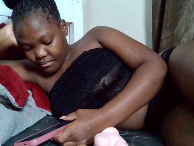 Sexyicey webcam