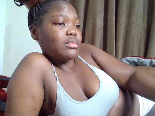 Sexyicey webcam