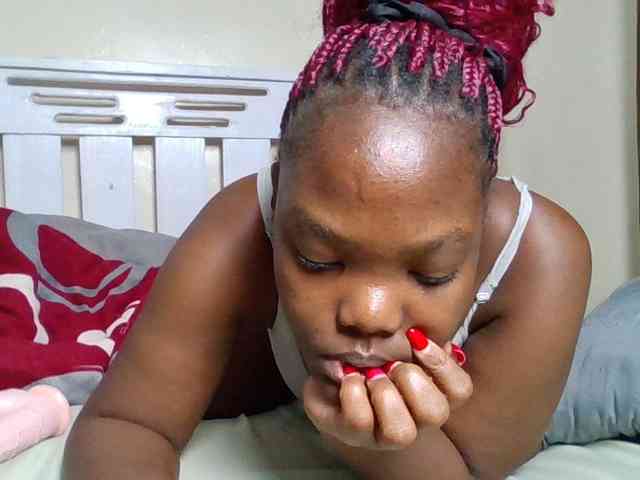 Sexyicey webcam