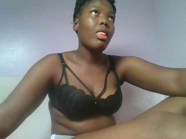 Sexyicey webcam