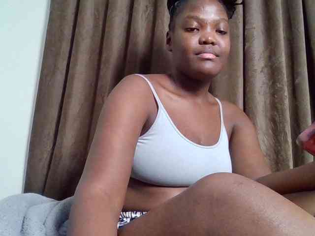 Sexyicey webcam