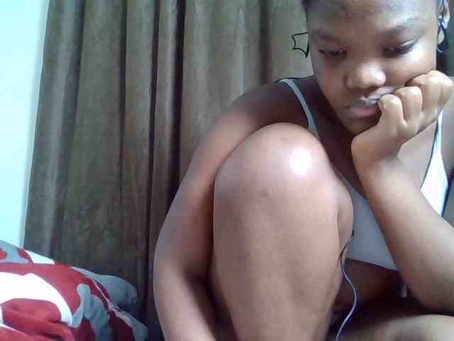 Sexyicey webcam