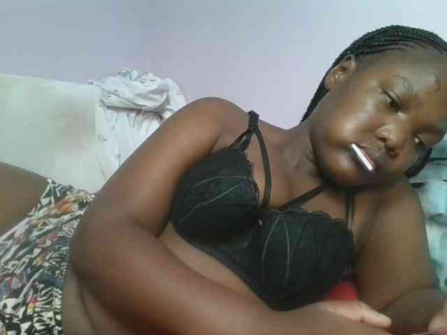 Sexyicey webcam