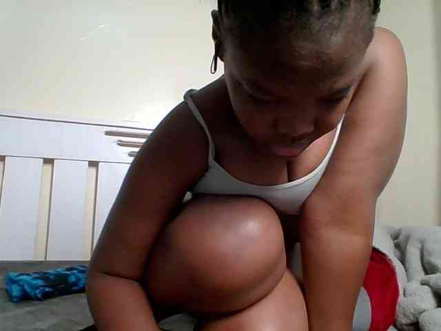 Sexyicey webcam