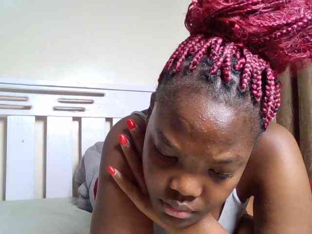 Sexyicey webcam