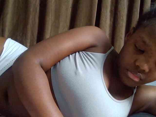 Sexyicey webcam