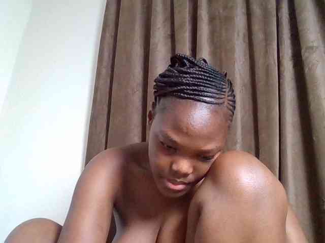 Sexyicey webcam
