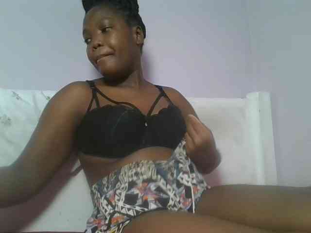 Sexyicey webcam