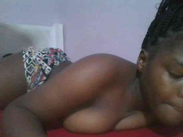 Sexyicey webcam