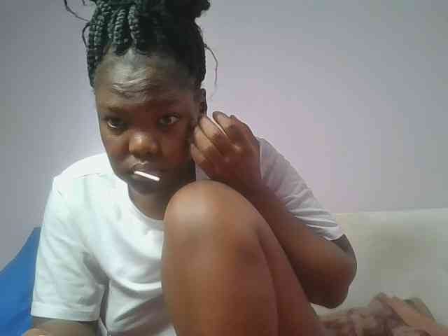 Sexyicey webcam