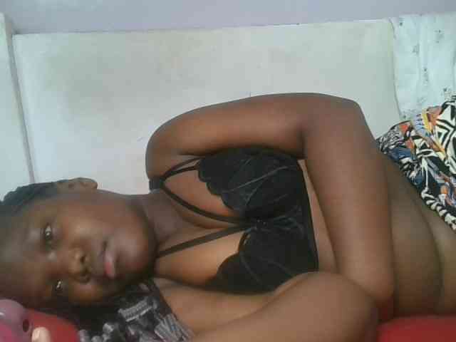 Sexyicey webcam