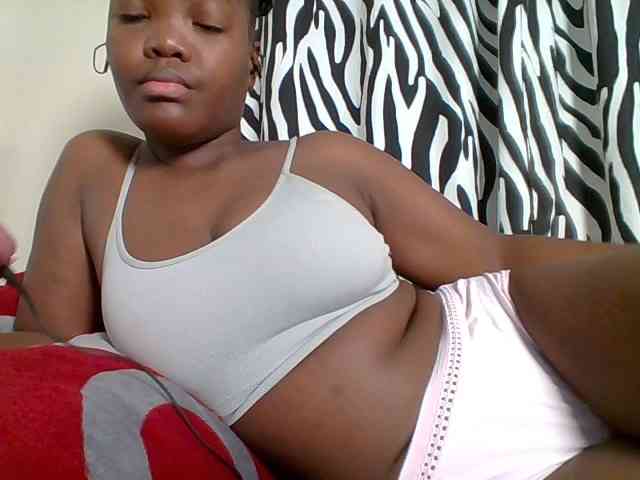 Sexyicey webcam