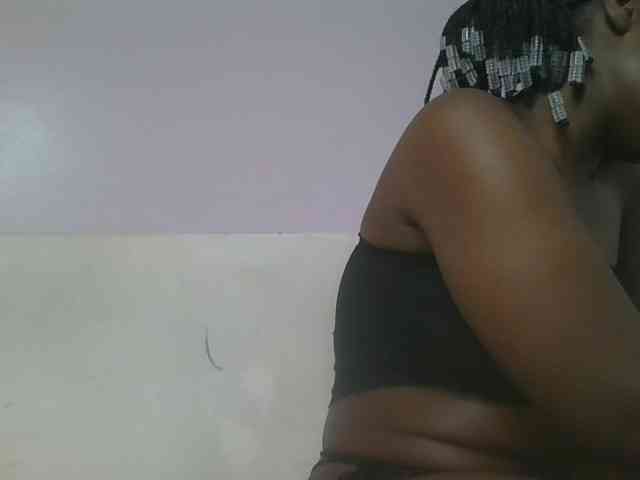 Sexyicey webcam