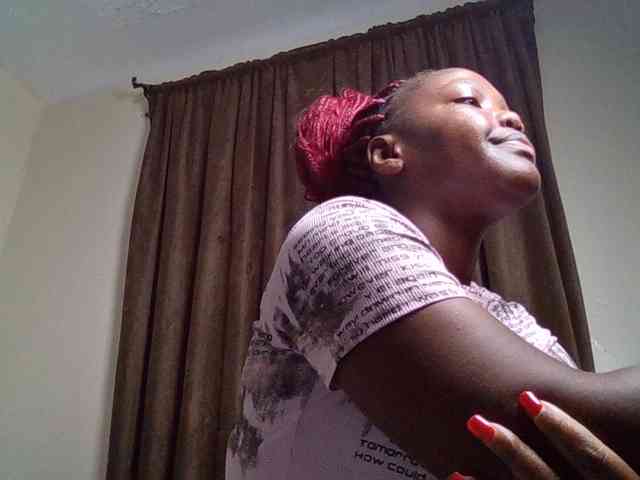 Sexyicey webcam