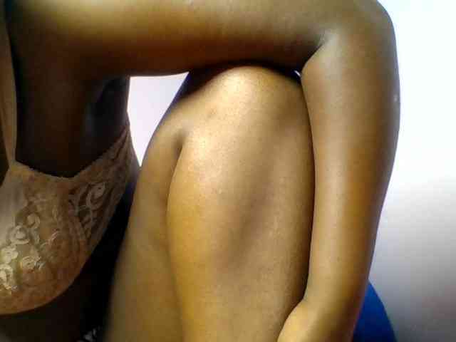 Sexyicey webcam