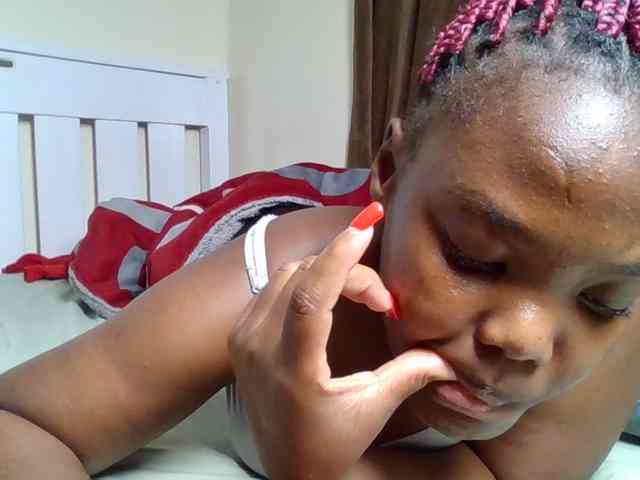Sexyicey webcam