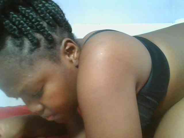 Sexyicey webcam